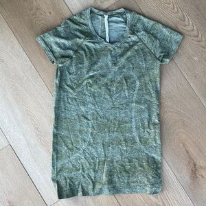 Lululemon Swiftly Shirt
